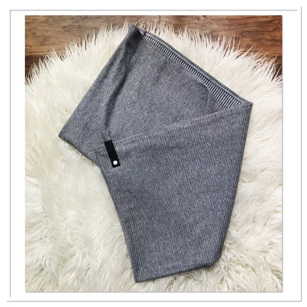 Lululemon Vinyasa Scarf Hold Your Own Headband Black White One Size